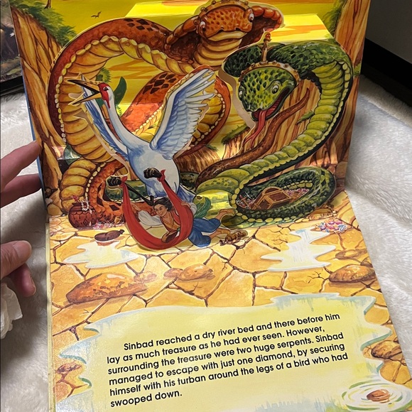 🚒 📚🦖 BUNDLE OF 10 CHILDRENS POP-UP - HARD COVER - PAPERBACK BOOKS Ages 3 & UP - Picture 7 of 16